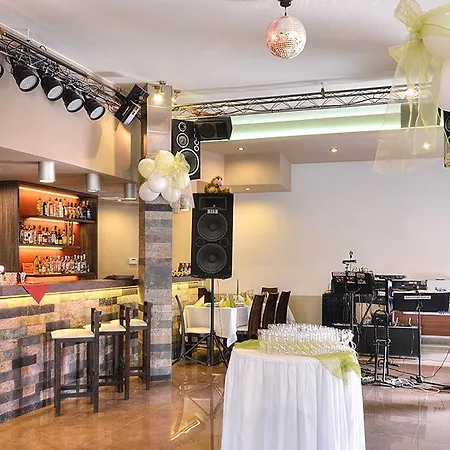 Πανσιόν Baldi Benelux 3*